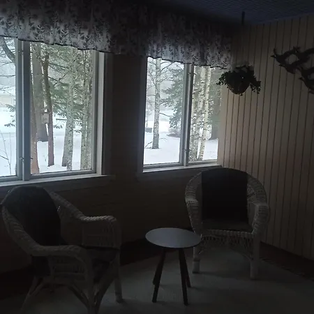 Pehtorila * Perheniemi